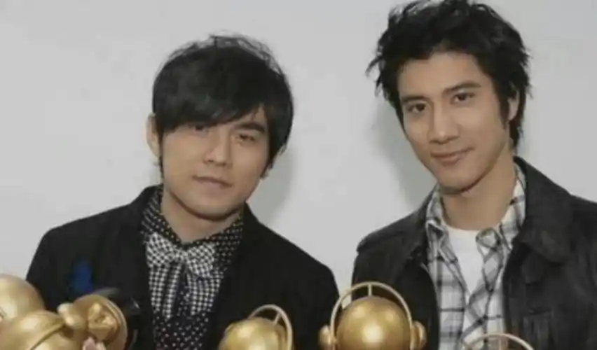 王力宏被曝婚内出轨周杰伦却无辜躺枪多款游戏将取消后期合作