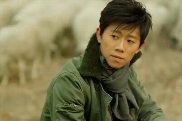 演员夏雨的百变人生,每一步都在挑战自我