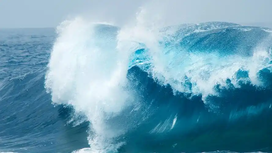 首页 桌面壁纸 危险的海浪高清壁纸上一张下一张查看原图