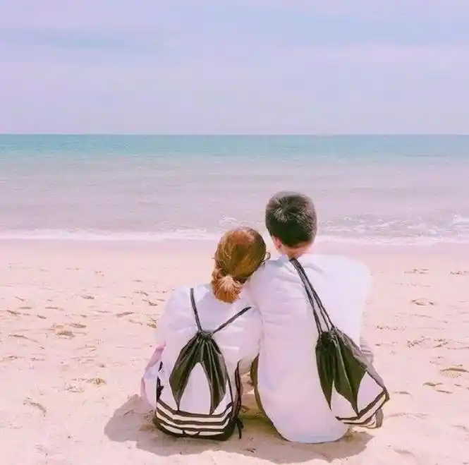 情侣发空间秀恩爱说说情侣发空间秀恩爱的说说