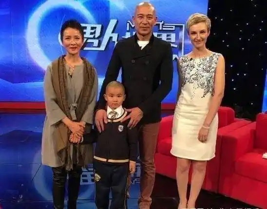 师小红为妻子丁克11年,当红时息影照顾岳父岳母,今成人生赢家_谢兰_剧