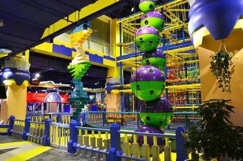 温州万象城也为宝贝们悉心打造近10000﹐的国际化定制级亲子成长空间