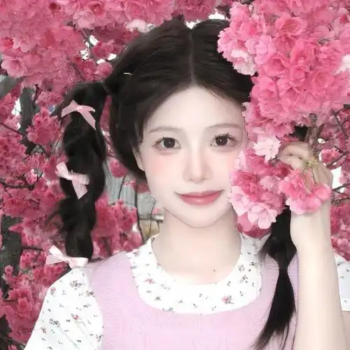 高清壁纸无水印ins手机壁纸简约可爱全屏无水印高清表情包##女生拖耨