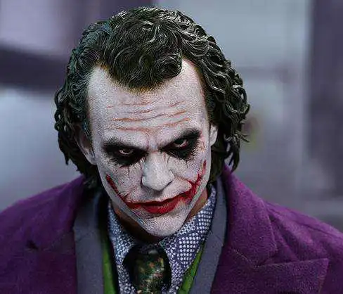 蝙蝠侠黑暗骑士小丑为什么那么多都喜欢他呢