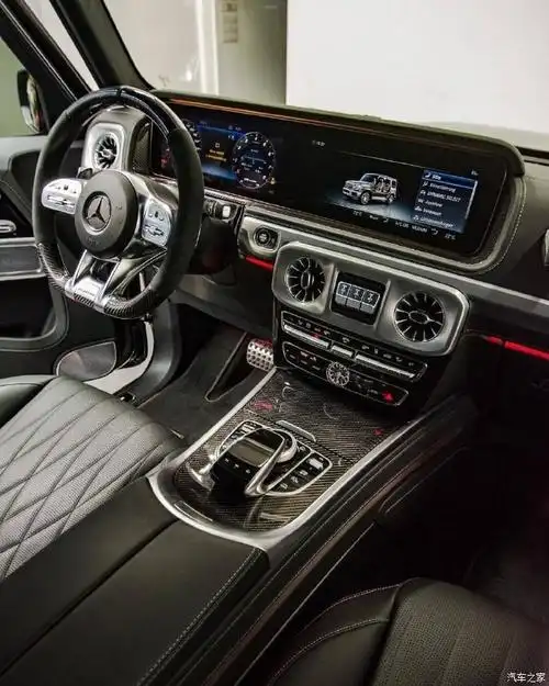 全新奔驰大g的内饰细节,极尽奢华.