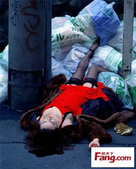 美女恐怖死亡瞬间(组图)