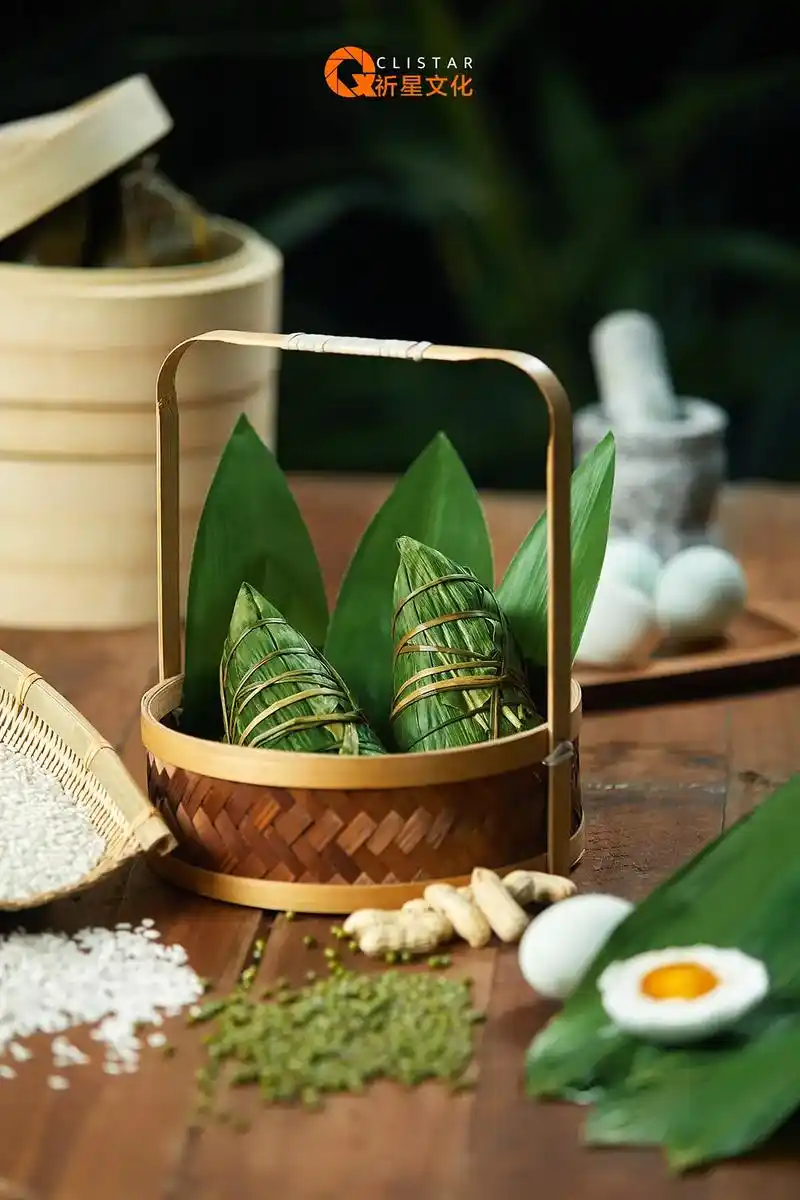 拍了一个粽子其实现在发出来是不是晚了点,为了拍这组照片购买 - 抖音