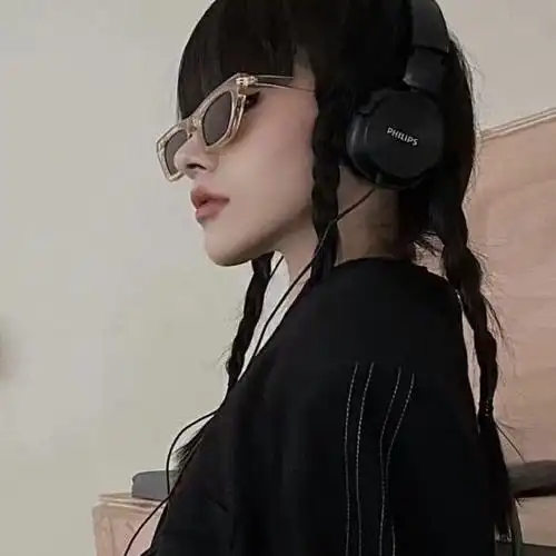 小众厌世女生头像我想成为你眼中的焦点