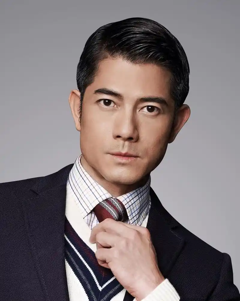 台北的鸳鸯火锅可谓是香港艺人们的最爱 台北的鸳鸯火锅可谓是香港艺