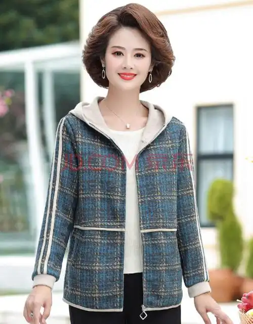捡漏】中年女妈妈秋装外套2020新款格子上衣高贵中老年春秋季短款风衣