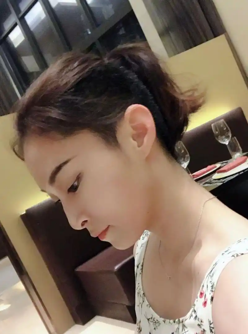 女孩子剪这样的头发好像被歧视了 好多人对武士头的刻板印象是油腻