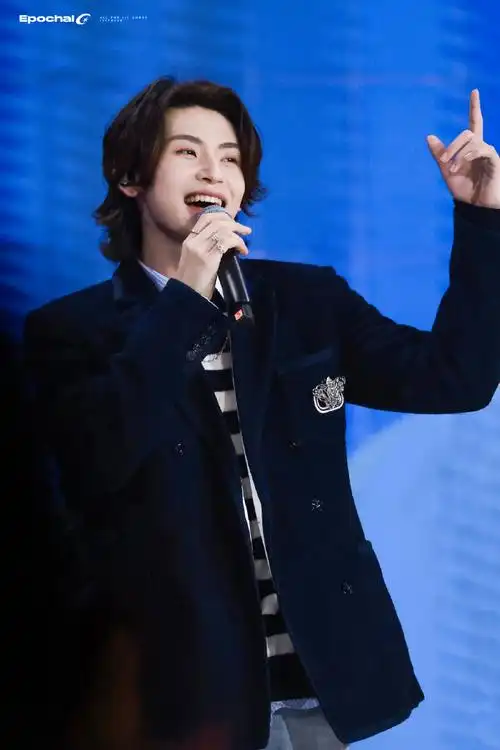 小鬼把更多时间花在音乐上