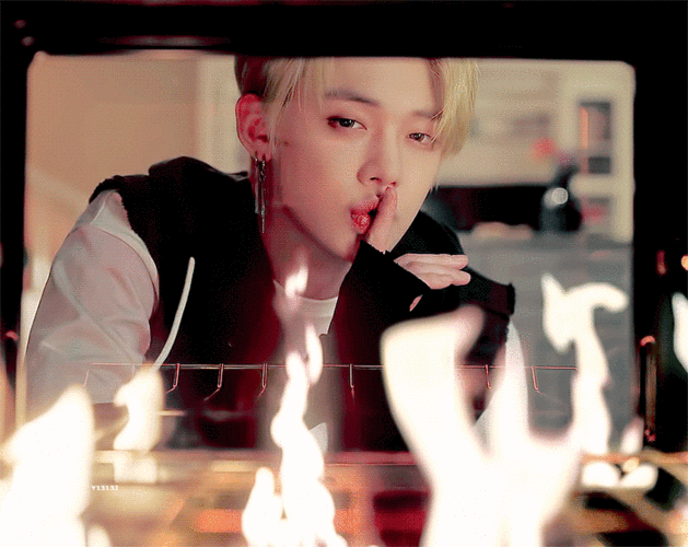 700_556gif 动态图 动图