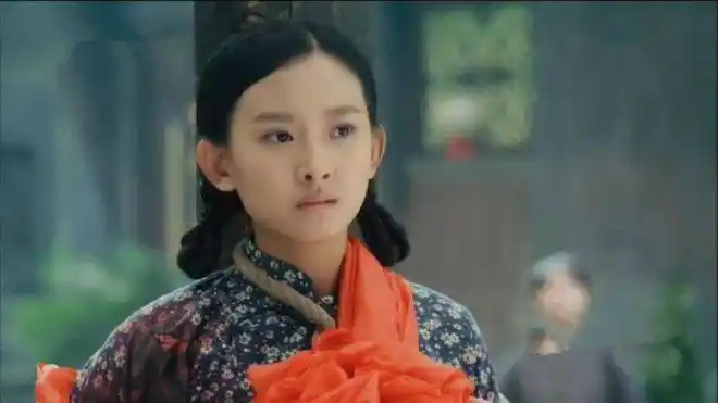 而瑛娘听说招娣来孝兴杀牢生的事情后也赶到了孝兴城,只不过已经晚了