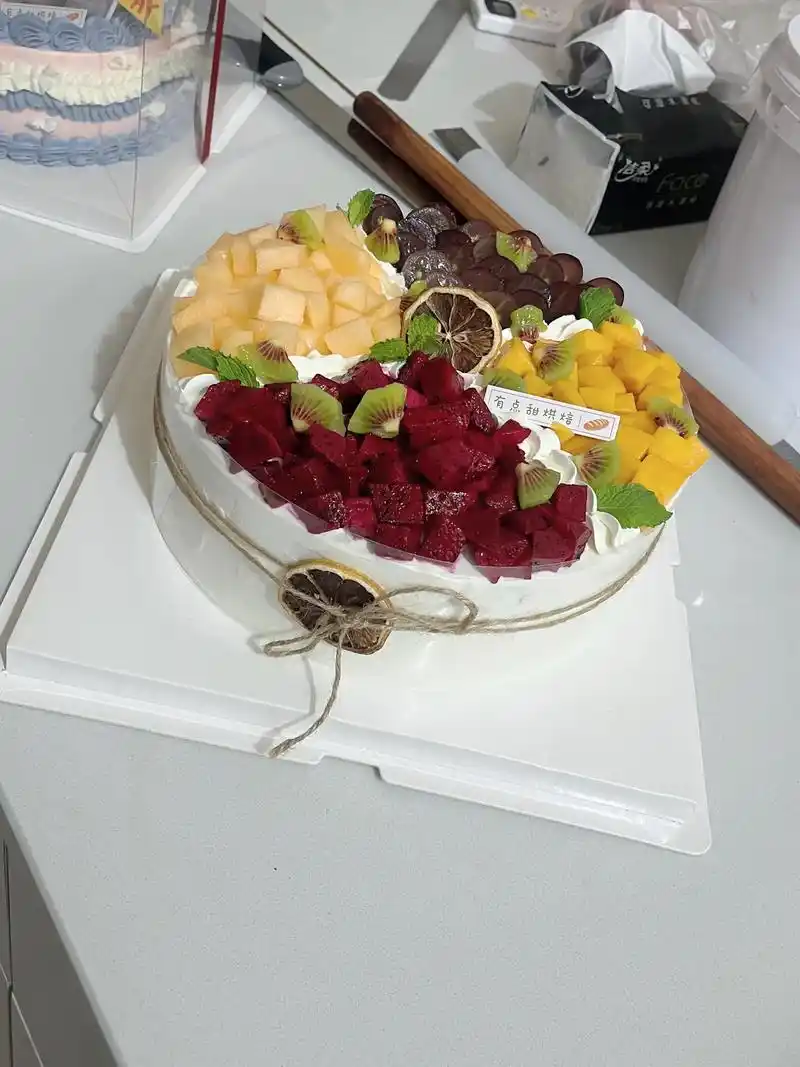 分享图片#蛋糕 #店内实拍视频 #蛋糕定制 #今日分享 - 抖音