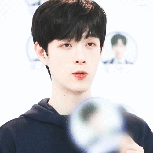 青春有你 王喆 香蕉娱乐.