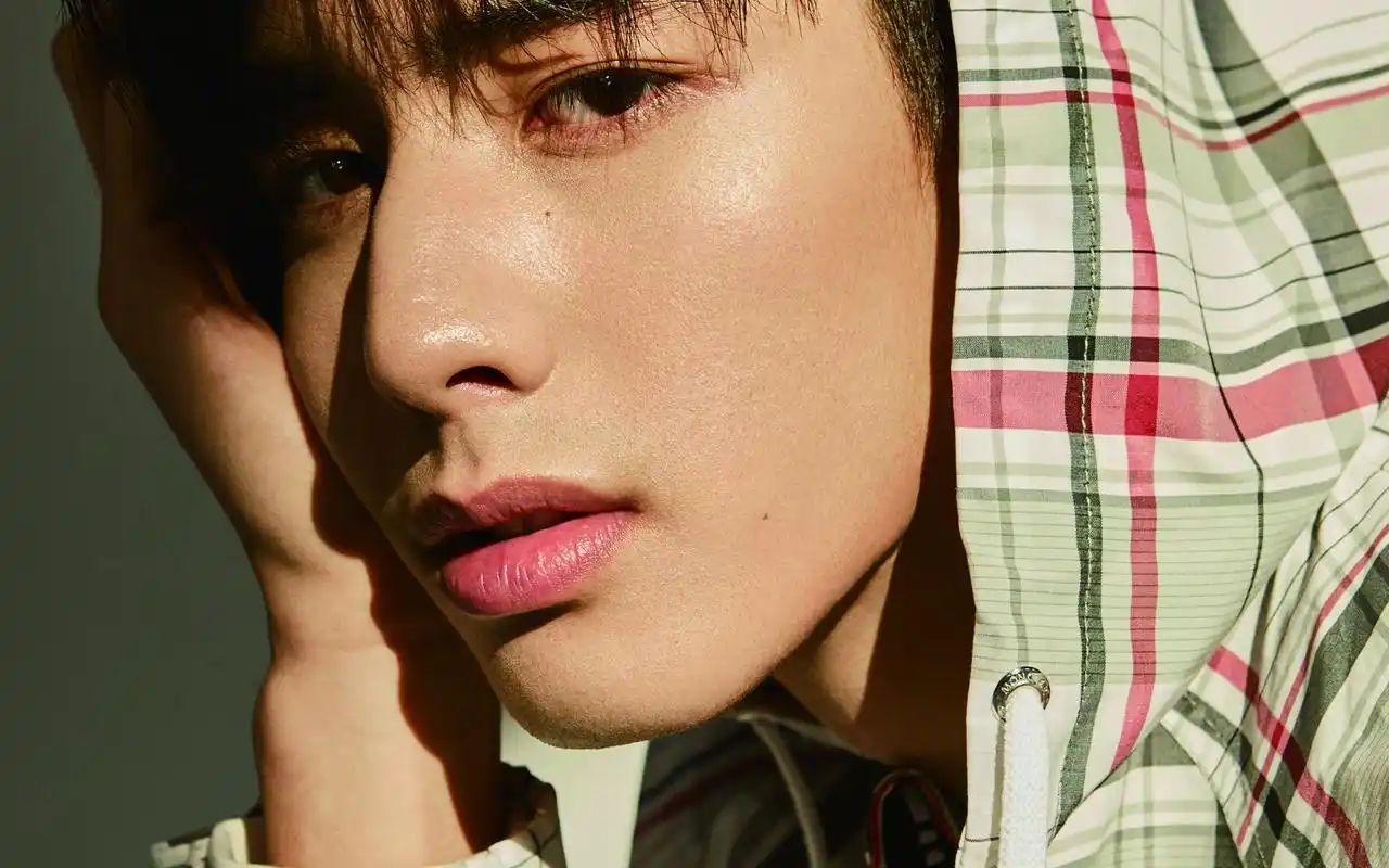 宋威龙高清图片桌面电脑壁纸高清大图预览1920x1200_大陆明星下载_美