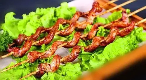 时尚好去处不为买醉只为美食西固人无处安放的夜生活可以从这里开始