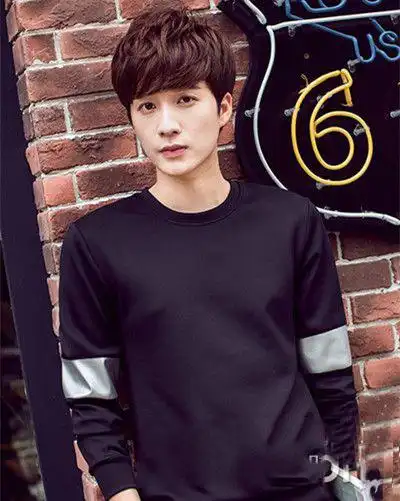 绘时尚 > 帖子  像这一款纹理烫短发也很适合青少年男生们,将丰富的