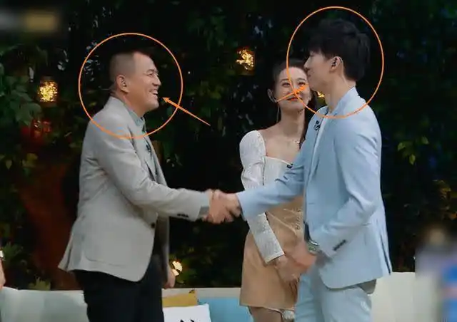 于家翊表示与张豆豆有私下见面还互相表白一旁张爸爸都听愣了