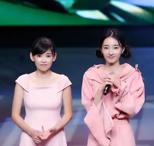 哪有什么一碗水端平连基因都是偏心的看看这些明星的兄弟姐妹