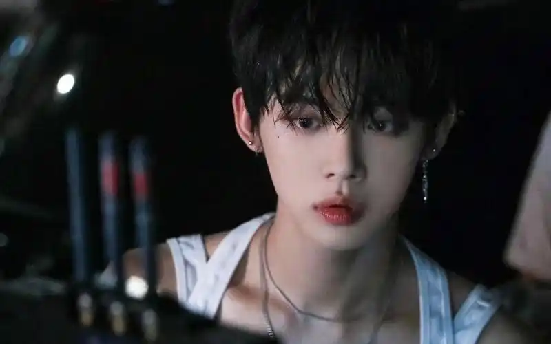 【txt】【崔然竣】直拍 路人reaction.我爱无袖嘿嘿