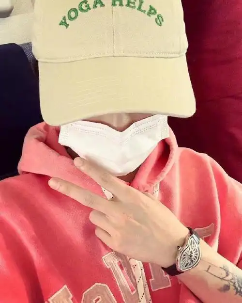 出道十二周年快乐#lh#四时予鹿#    【20240408—鹿晗ins更新一则】