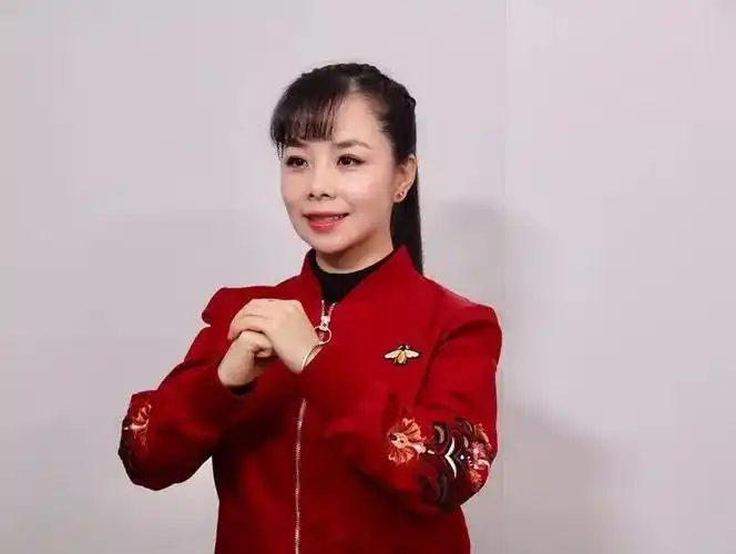 来自王二妮工作室 - 微博