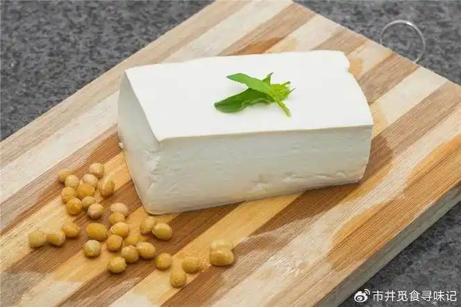 第二档:云南石屏豆腐,陕西榆林豆腐,四川剑阁豆腐,河南洧川豆腐,湖南