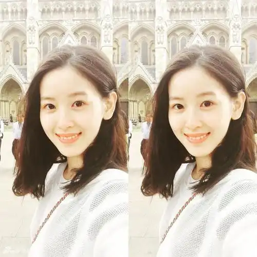 奶茶妹妹彩色抹胸长裙漫步泳池边 轻抚秀发低头甜笑