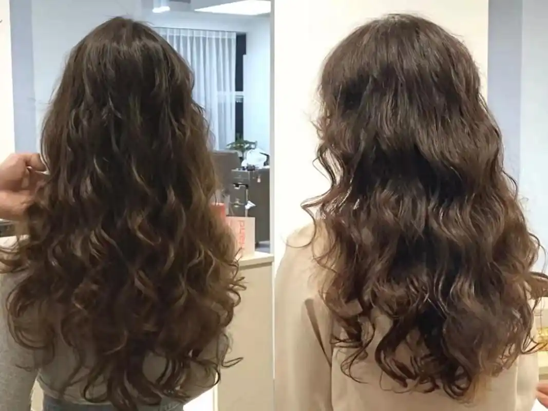 30岁到60岁都适合的卷发发型简单随意好打理既显发量又接地气
