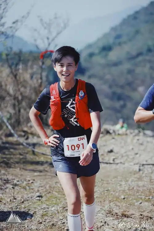 茫茫大海上,开直升机救人于危难之中——专访"中国最帅女机长"宋寅