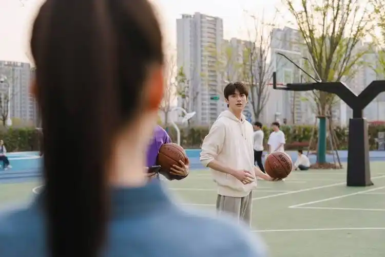 林一|剧中学霸人设不倒 剧外待爆之风正盛