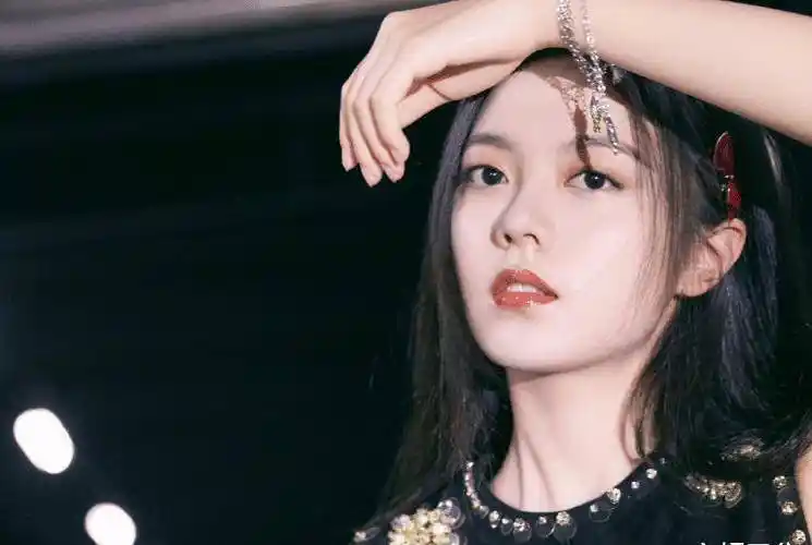 没等来《少年派2》,却等到赵今麦张嘉益新剧再合作?