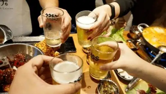 钦州烧酒佬,你喝的可能是假啤酒!