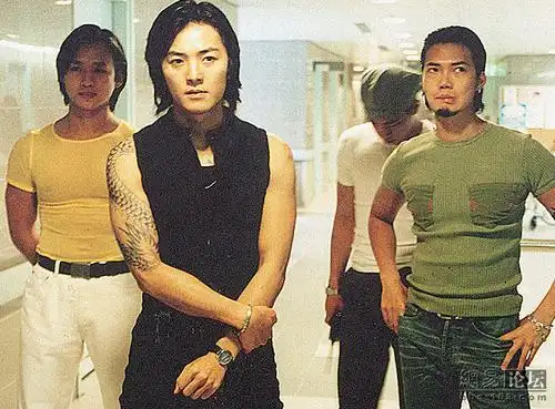 谢天华主演,郑伊健现状(谢天华陈小春郑伊健最新电影)