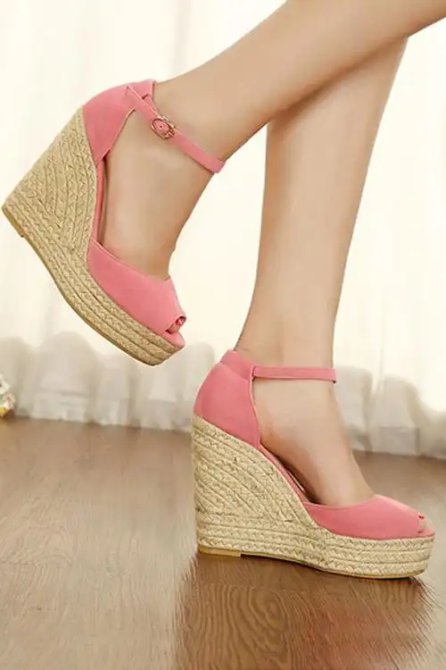 百搭大坡跟厚底鱼嘴扣带凉鞋