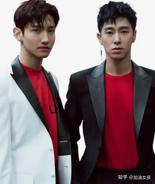 沈昌珉郑允浩的东方神起组合有没有勾起你的回忆呢