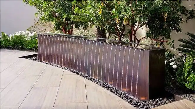 的景观要素其采用泵实现循环是一小型叠水 庭院庭院水景景观设计图片