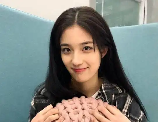 鹿晗|杨洋|关晓彤|胡歌老婆_网易订阅