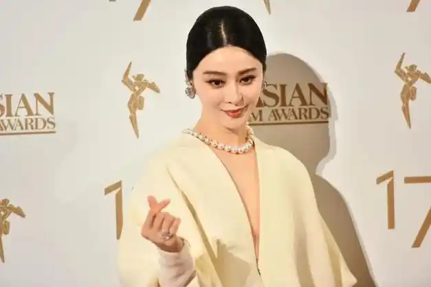 范冰冰专访:迈向最好的创作年龄|李玉|冯小刚|女演员|奥斯卡颁奖典礼