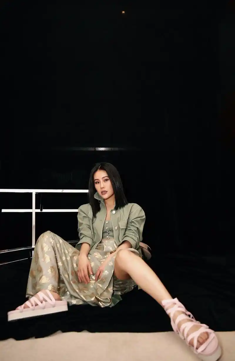 袁娅维的性感也值得慢慢欣赏