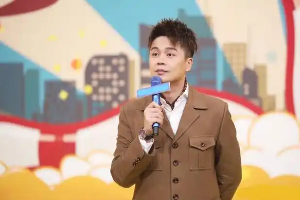 沈涛个人资料(38岁的沈涛,是如何在华少多年风光无限下,逆袭人生的?