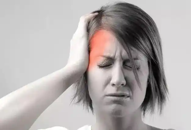 味精,咖啡因都可能是诱发?缓解偏头痛的"小窍门"靠谱吗