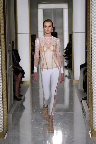 la perla atelier 2015春夏高级定制内衣秀-服装巴黎高定时装周-服装