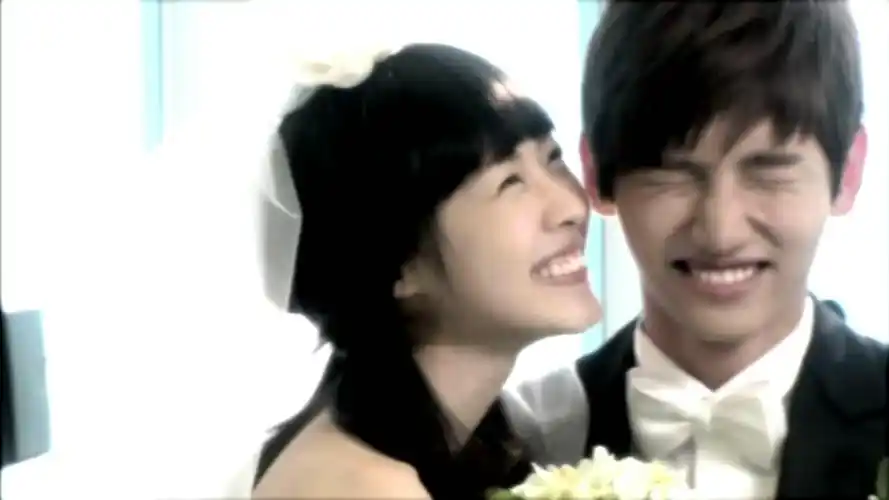 p>沈昌珉(shim changmin),1988年2月18日出生于韩国首尔,歌手,演员