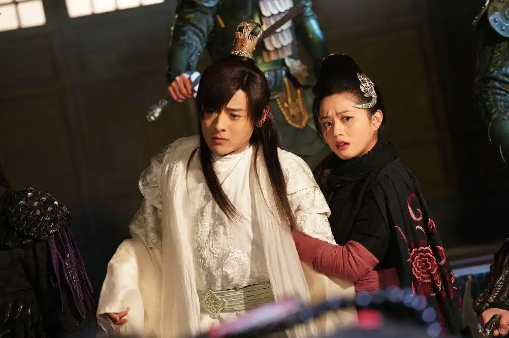 新《天龙八部》,白月光阿朱不敌反派叶二娘