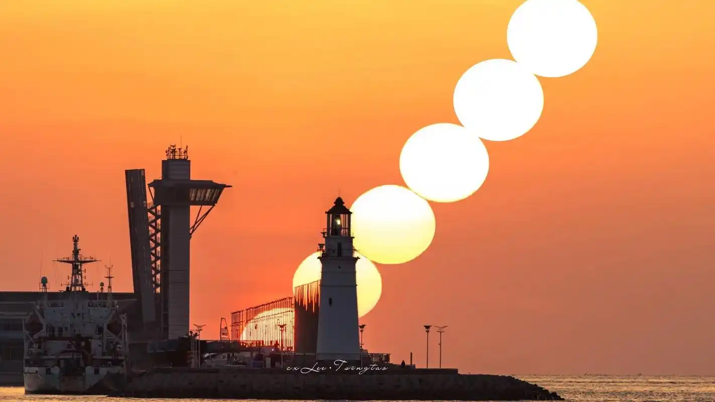 青岛情人坝灯塔日出攻略.