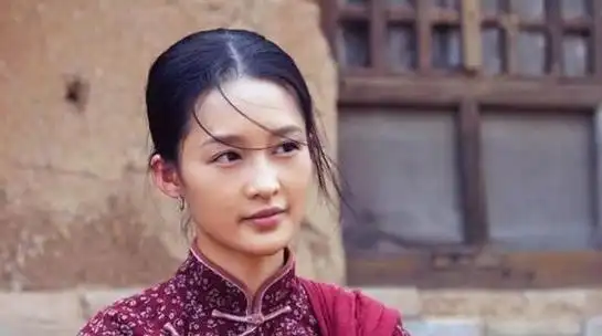 被国家秘密栽培9年的李沁,如今投身娱乐圈,背后原因令人感慨