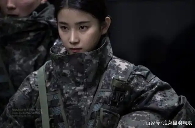 韩国高颜值初恋脸"女兵",万千兵哥哥的理想型!